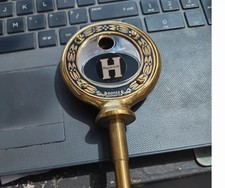 Customized Hupmobile Radiator Top Monometer Brass Metal Wing Mascot Customized Hupmobile Radiator Top Monometer Brass Metal Wing Mascot
