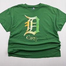 Detroit Tigers Old English D Eire  Green  MLB Baseball  T-Shirt  Size XLarge