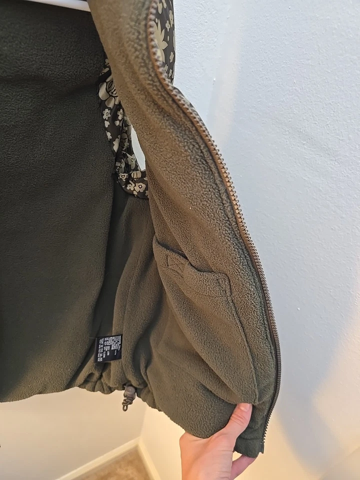 Женский пуховик Polo Jeans Co. Ralph Lauren зеленый с цветочным рисунком на молнии спереди размер S - Изображение 4 из 4