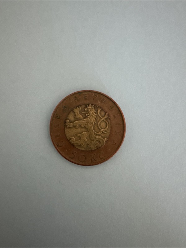 This item is a 50 Czech Koruna (CZK) Coin from the czeck Republic.