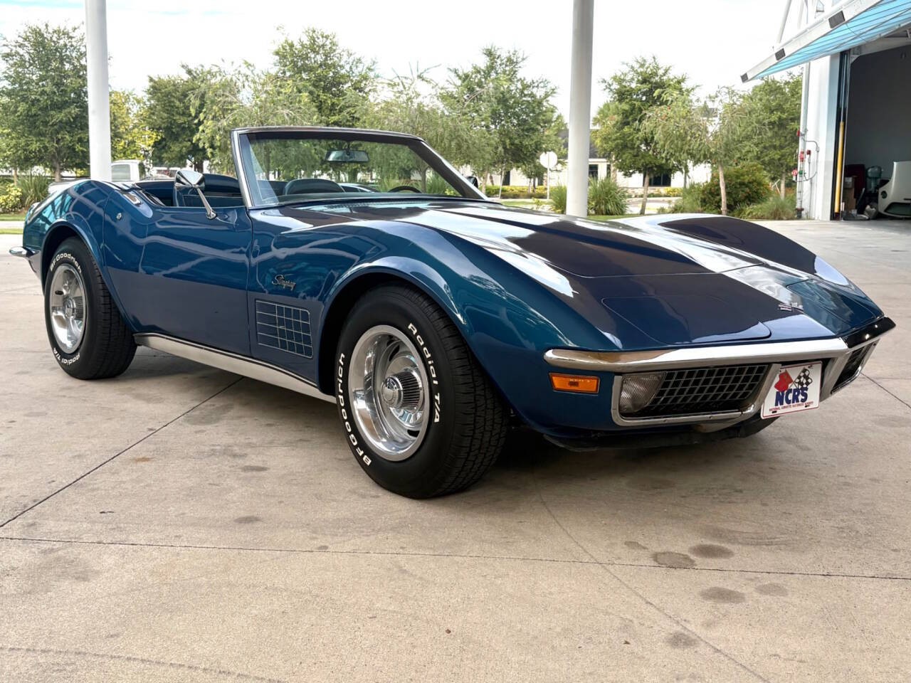 1971 Blue Chevrolet Corvette   | C3 Corvette Photo 4