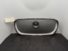 Calandre Jaguar XF