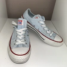 Converse All-Star Chuck Taylors Womens Size 6 / Mens 4 Light Blue Distressed Fab