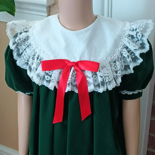 Girls Emerald Green Velvet Dress 6 Vtg Circle Ruffle Lace Collar Puff Sleeves - Picture 2 of 9