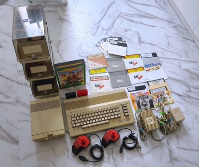 Commodore 64 C Set 1541-II Floppy 260 Disketten Action Replay Konix Speed...