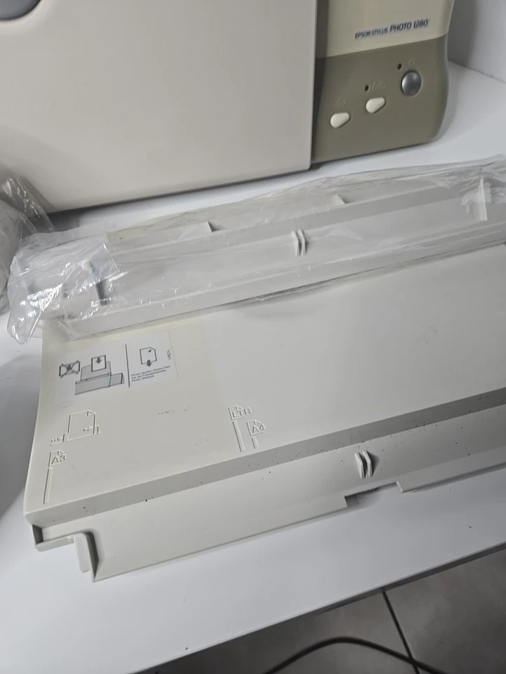 Epson Stylus Photo 1280 Digital Inkjet Large Format Printer Bundle *Diagnosed - Image 4 of 4