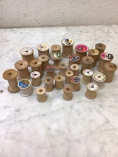 Vintage Lot of 30 Wooden Wood Sewing Empty Thread Spools Assorted Size Craft