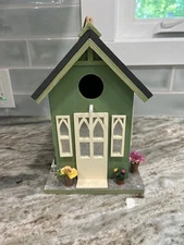 Enchanting Garden Bird House Inviting Garden Sanctuary For Birds NEW