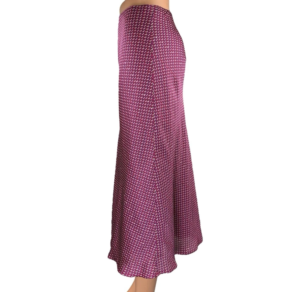 Женская розовая фиолетовая шелковая атласная юбка миди с геометрическим принтом Leith Bias трапециевидная S - Изображение 2 из 4