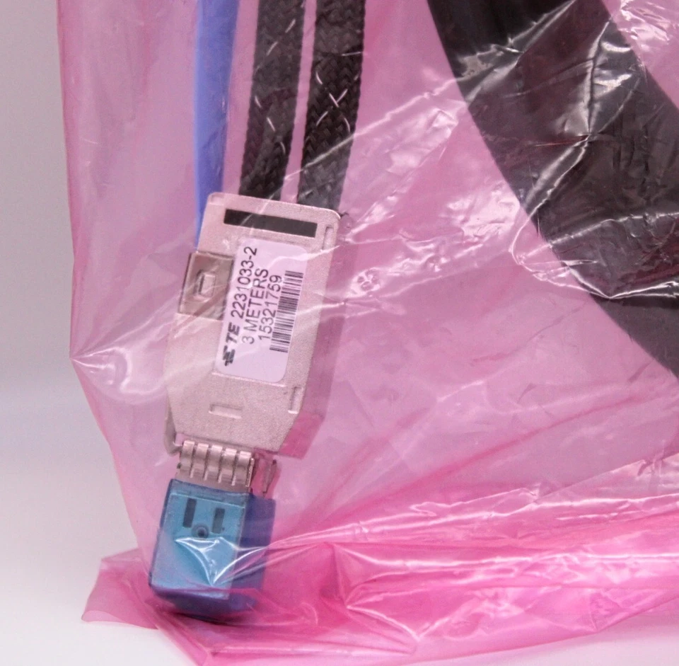 Oracle Sun 7023009 Network Cable External 3 Meter Mini SAS HD to Mini SAS Male - Image 2 of 2