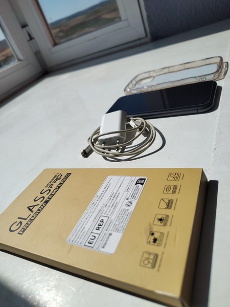 Apple iPhone 11 - 128GB - Negro (Libre) A2221 (CDMA + GSM)