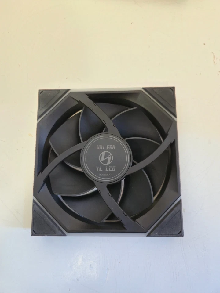 FAN ONLY - Lian Li Uni Fan TL LCD 140 - Black - Image 2 of 4