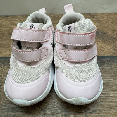 Nike Star Runner 2 Kinder Sneaker Gr. 22 Rosa 
