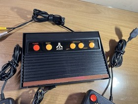 Atari Flashback 2 Console 40 Built In Games 2 Joysticks Tested Works