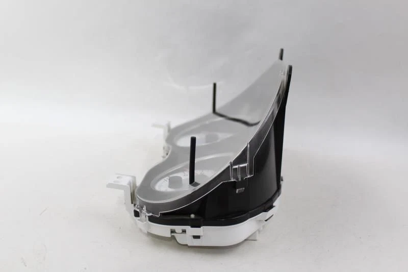 Кластер спидометра миль/ч с автоматическими фарами 2012 SUBARU IMPREZA OEM #24507 - Изображение 3 из 4