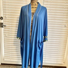 Vintage MUNSINGWEAR Size Med Robe Royal Blue w/ Belt Green Trim - Nylon Tricolon