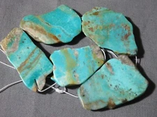 KINGMAN TURQUOISE 32-39mm Drilled POLISHED Slabs 7" Strand 38g 190cts #12a