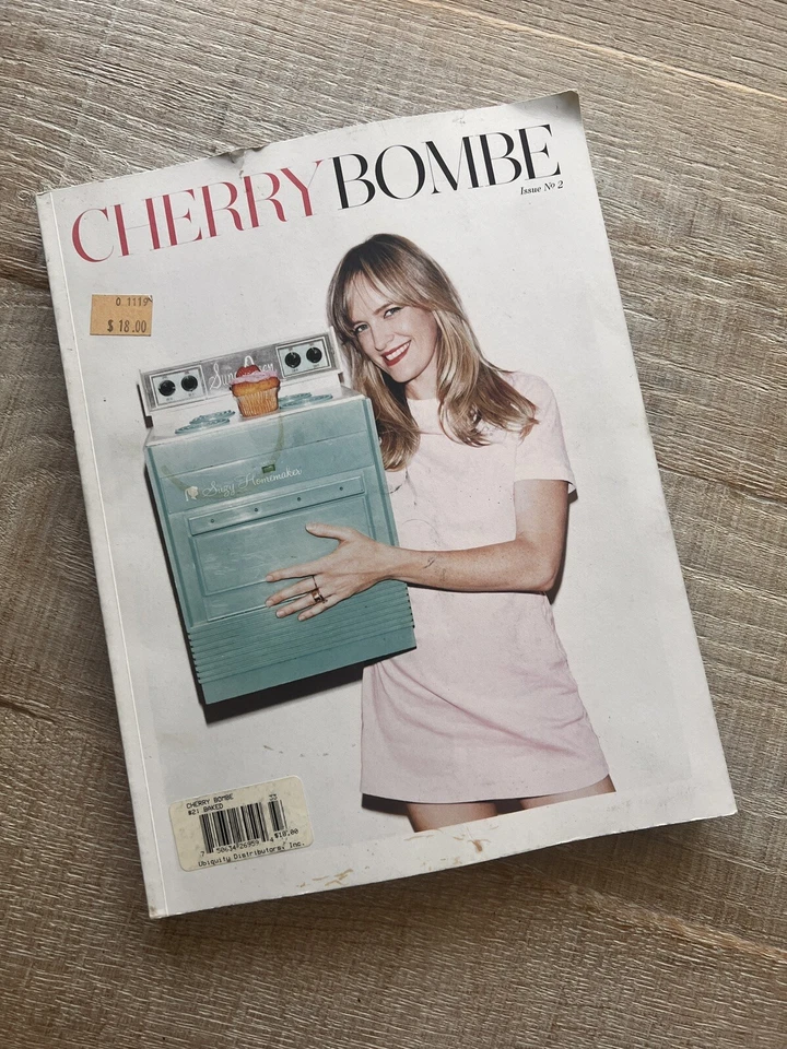 Cherry Bombe Magazine Issue 2 Erin McKenna Babycakes Alice Waters Heath Ceramics Foto 4 de 4