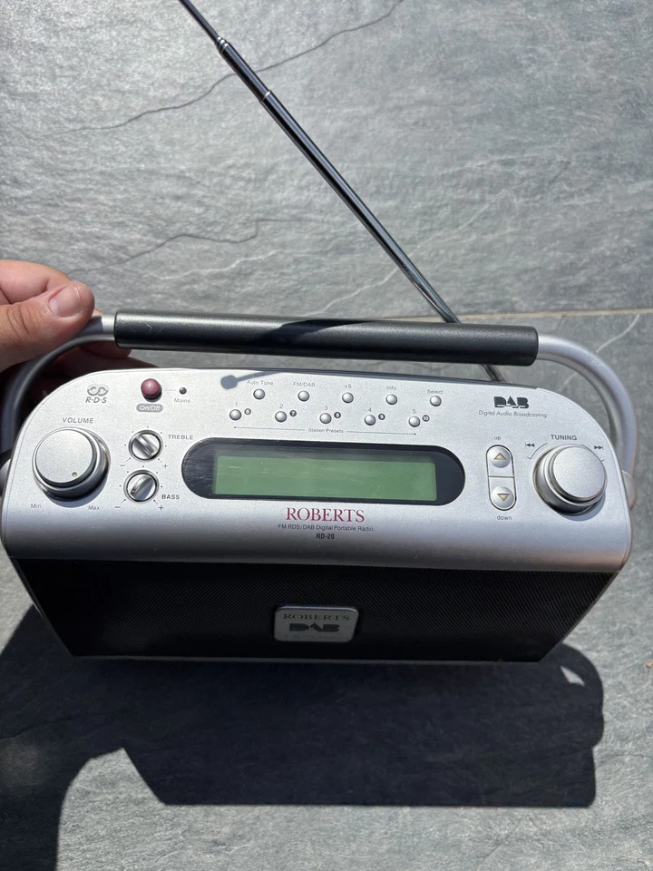Retro Roberts RD-20 DAB/FM RDS Portable Radio – Stereo Speakers – Tested Working - Image 3 of 4