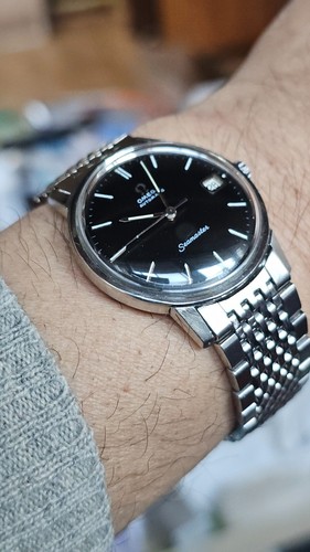Vintage Omega Seamaster Black Dial Men's Automatic Watch 1966