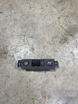 Jeep Cherokee XJ 97-01 Switch Panel No Fogs OEM (BLK01)