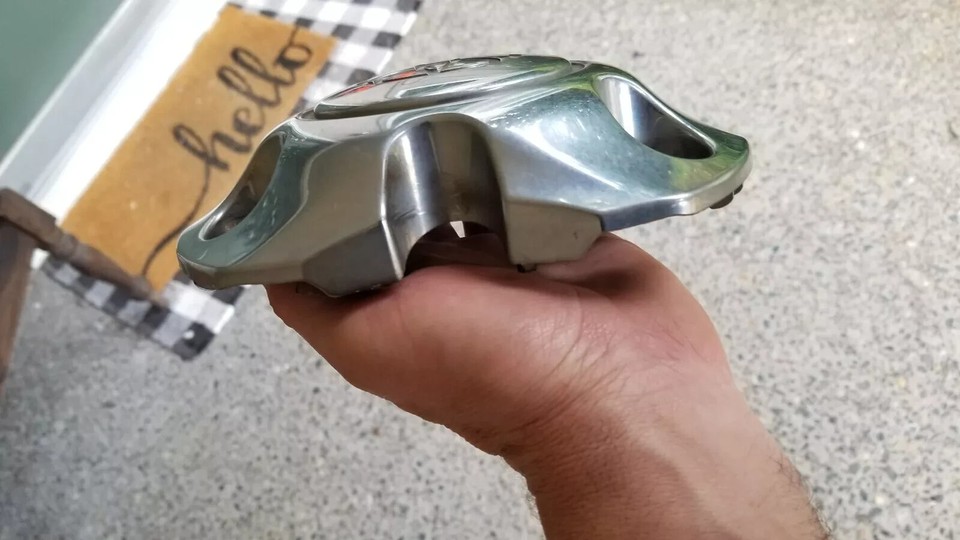 2001 2004 Toyota Tundra Chrome Silver Center Cap OEM FACTORY