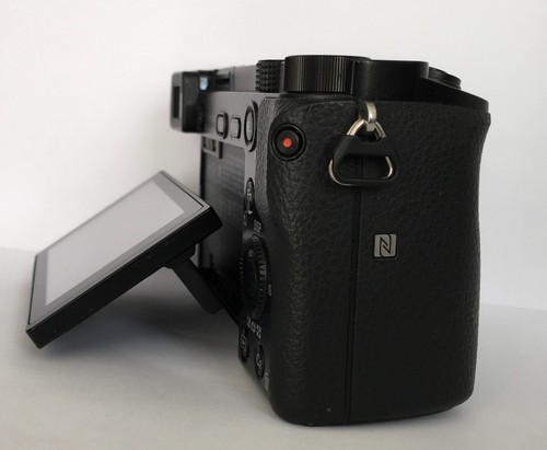 Sony Alpha A6000 24.3 MP Mirrorless Camera - Body Only - Picture 4 of 20