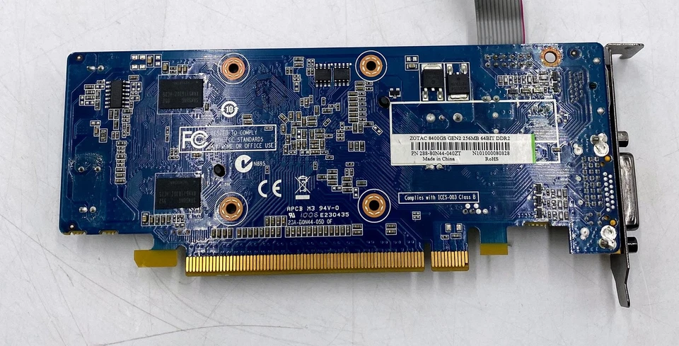 ZOTAC NVIDIA GeForce 8400 GS 288-80N44-040ZT 256MB DDR2 PCIe x16 Graphics Card - Image 4 of 4