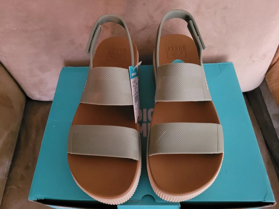 Reef воды Vista выше в морозный женский размер 8 совершенно новый отличном состоянии - Изображение 2 из 4