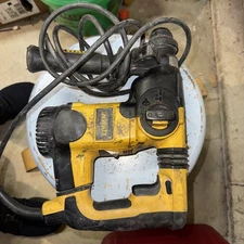 DEWALT D25323 CORDED 120V ROTARY HAMMER (rl-jp) (PBR112085)