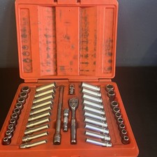 Snap-on 44 Pc 1/4" Drive 6-Point Metric/ SAE General Service Set Missing One 