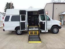 2006 Ford E-Series Van VAN HANDICAP WHEELCHAIR VAN MEDICAL TRANSPORT VAN