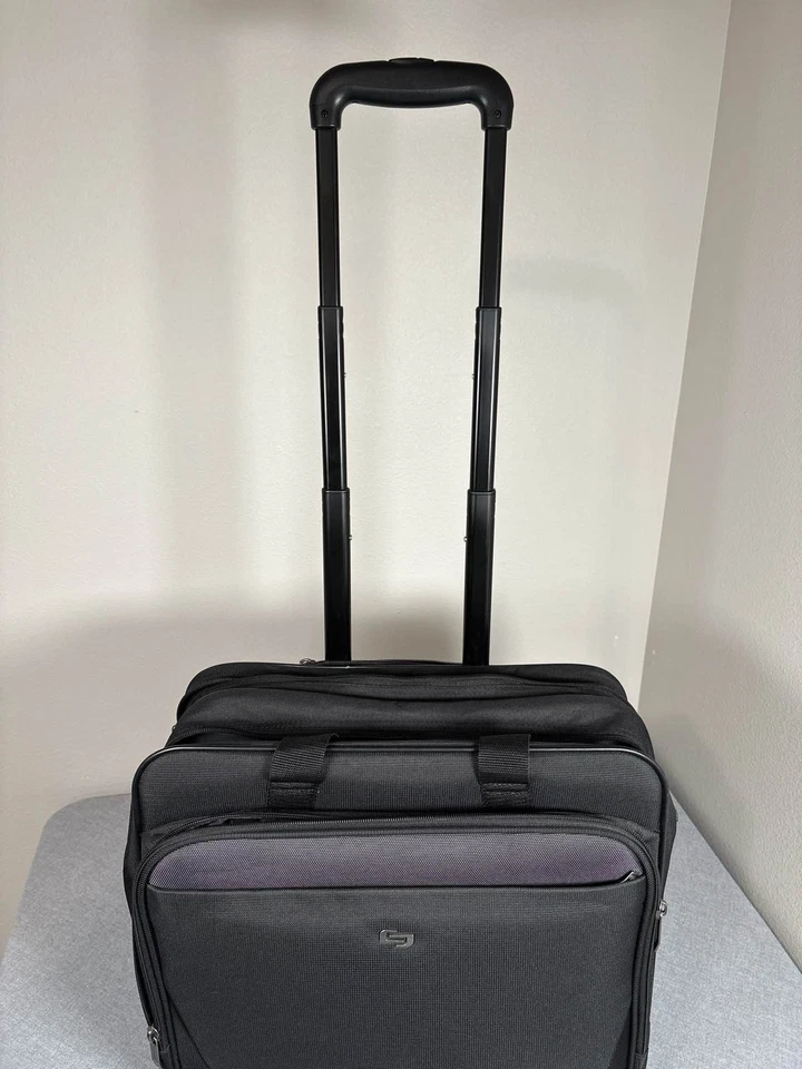 Maletín de mano con ruedas para portátil Solo Bryant negro Foto 2 de 4