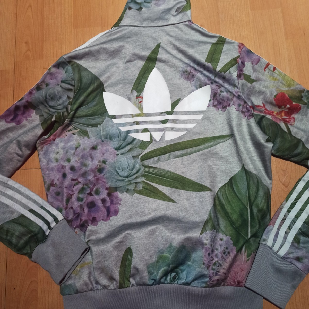 Adidas Originals Grey Floral Jacket Firebird Trefoil Track Adidas Originals Grey Floral Jacket Firebird Trefoil Track