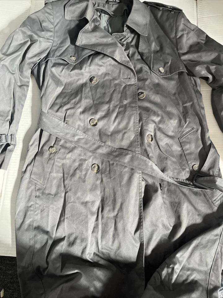 灰色风衣 40 码常规未知设计师 — 第 3/4 张图片