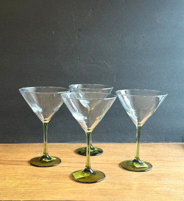 Stems Champagne/Cocktail glasses Greenbrier Intern. new 12 oz. Set 4