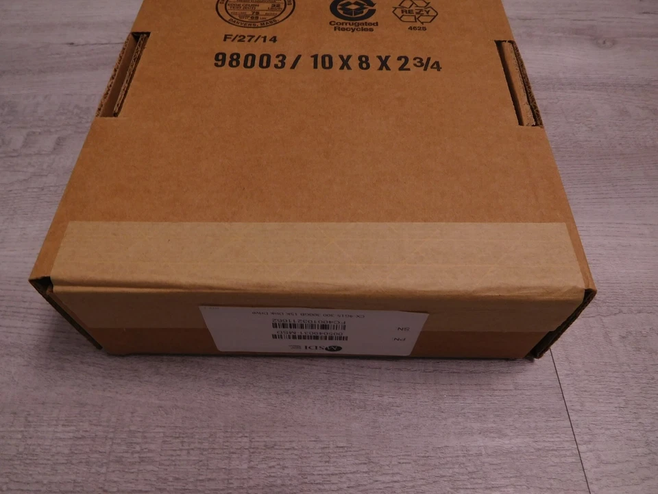 NEW SEALED EMC CX-4G15-300 005049031 300GB 15K 3.5 FC SAS Disk Drive HDD - Image 4 of 4