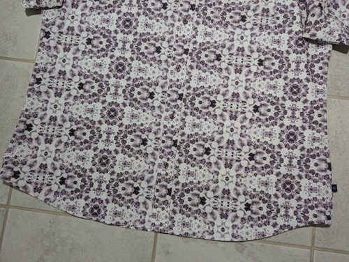 7 Diamonds Men's XXL Shirt 4 Way Stretch Astronaut Print Short Sleeve Purple - Picture 2 of 6