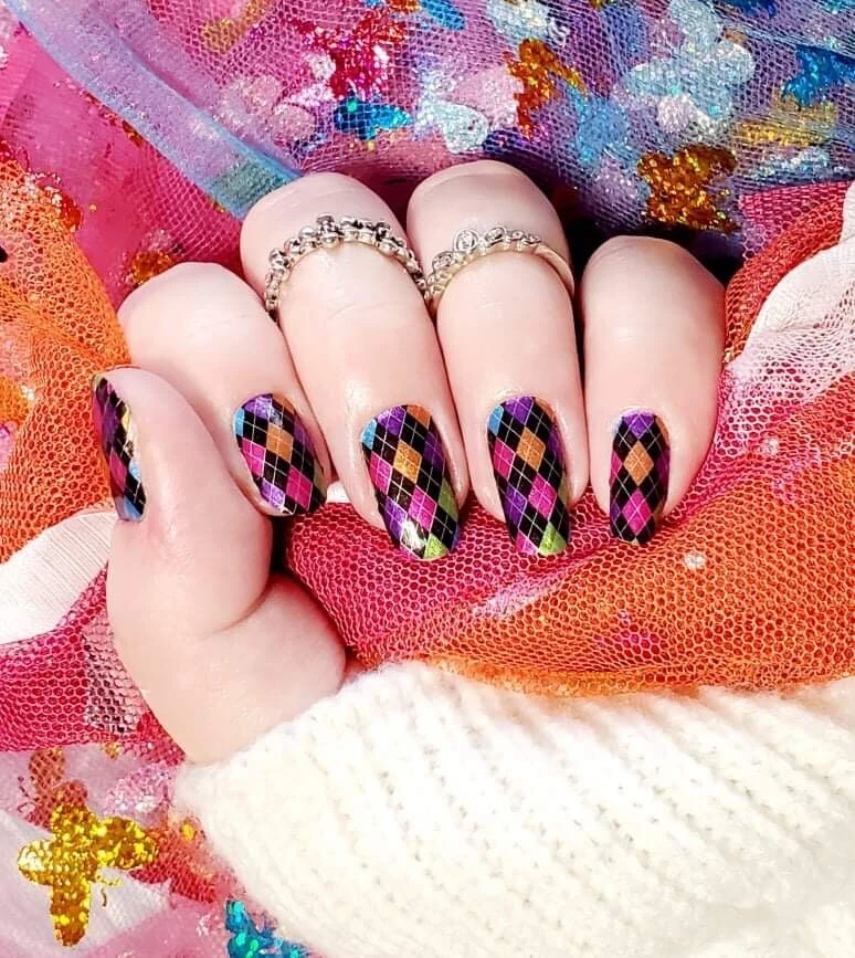 Nail polish strips top