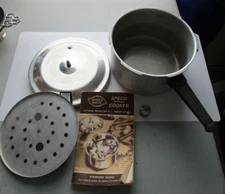 MIRRO-MATIC Model M-0404 4 Qt Pressure Cooker Canner w/ Jiggler Rack - Vintage