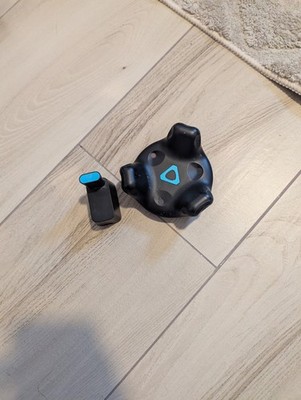 HTC Vive Tracker 2.0 with Vive Wireless Dongle (Virtual Reality)