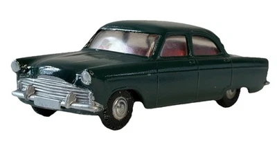 SPOT ON TRIANG FORD ZODIAC VINTAGE RETRO MODEL.NICE EXAMPLE. - Image 1 of 4