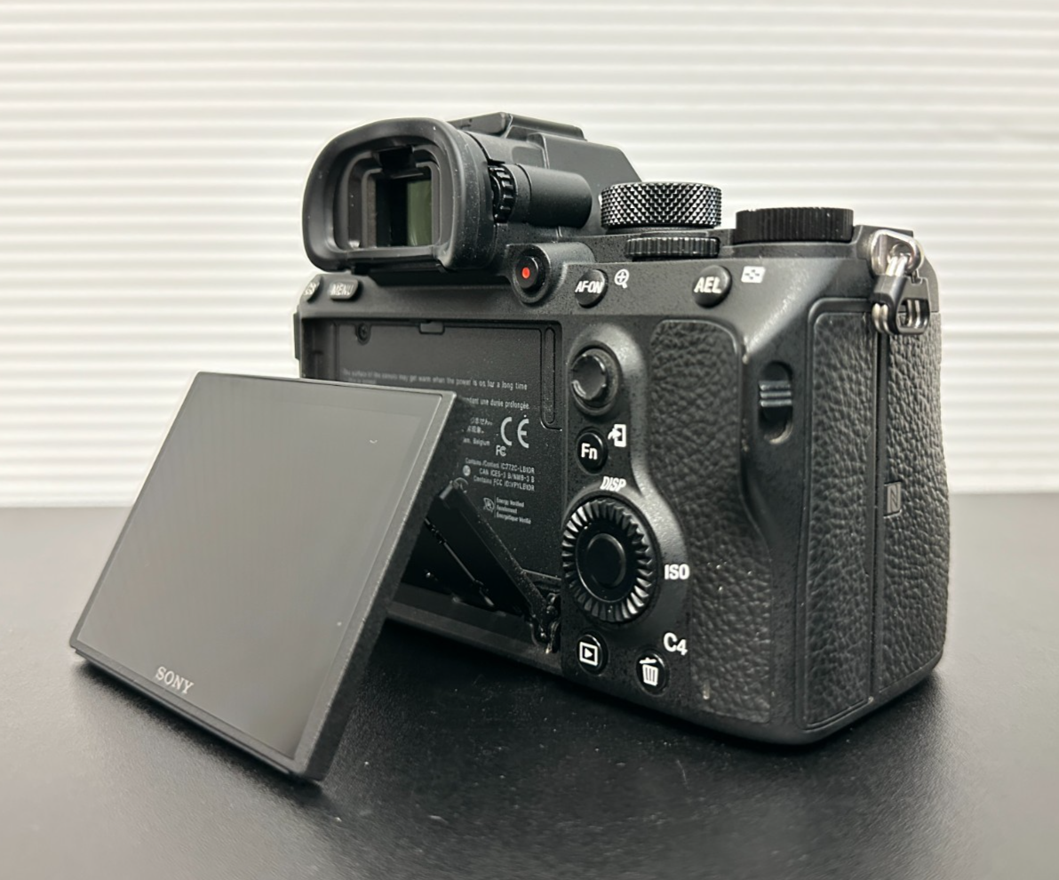 Sony Alpha 7 R3 ILCE-7RM3 11503 Shutter Count Mirrorless Digital