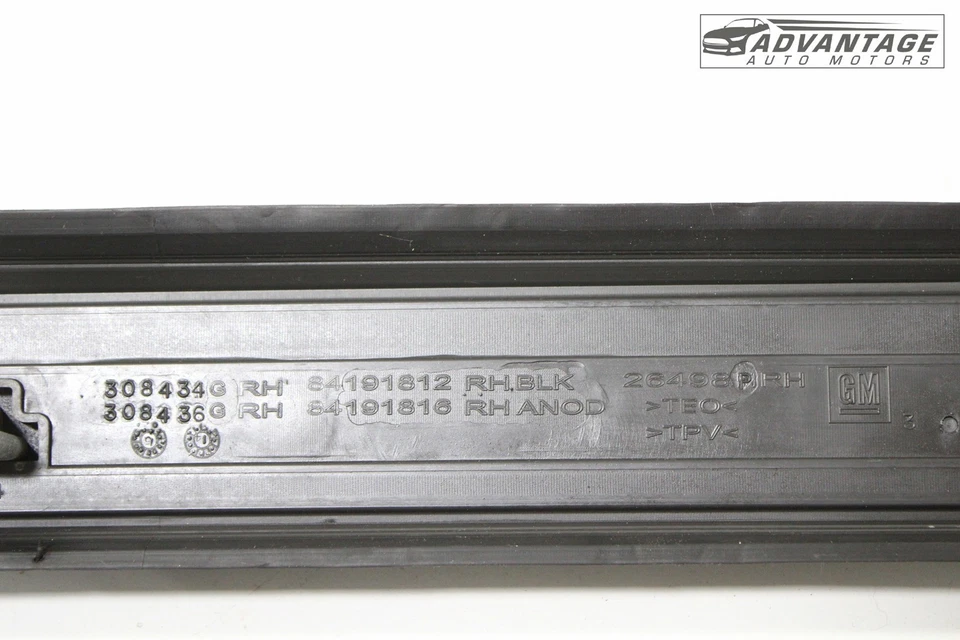 2018-2020 GMC YUKON RIGHT PASSENGER SIDE ROOF RAIL RACK LUGGAGE CARRIER OEM - Image 4 of 4