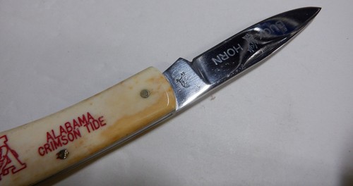 Alabama Crimson Tide Frost Buck Horn Smooth Bone Lockback 2 5/8" - Picture 7 of 14