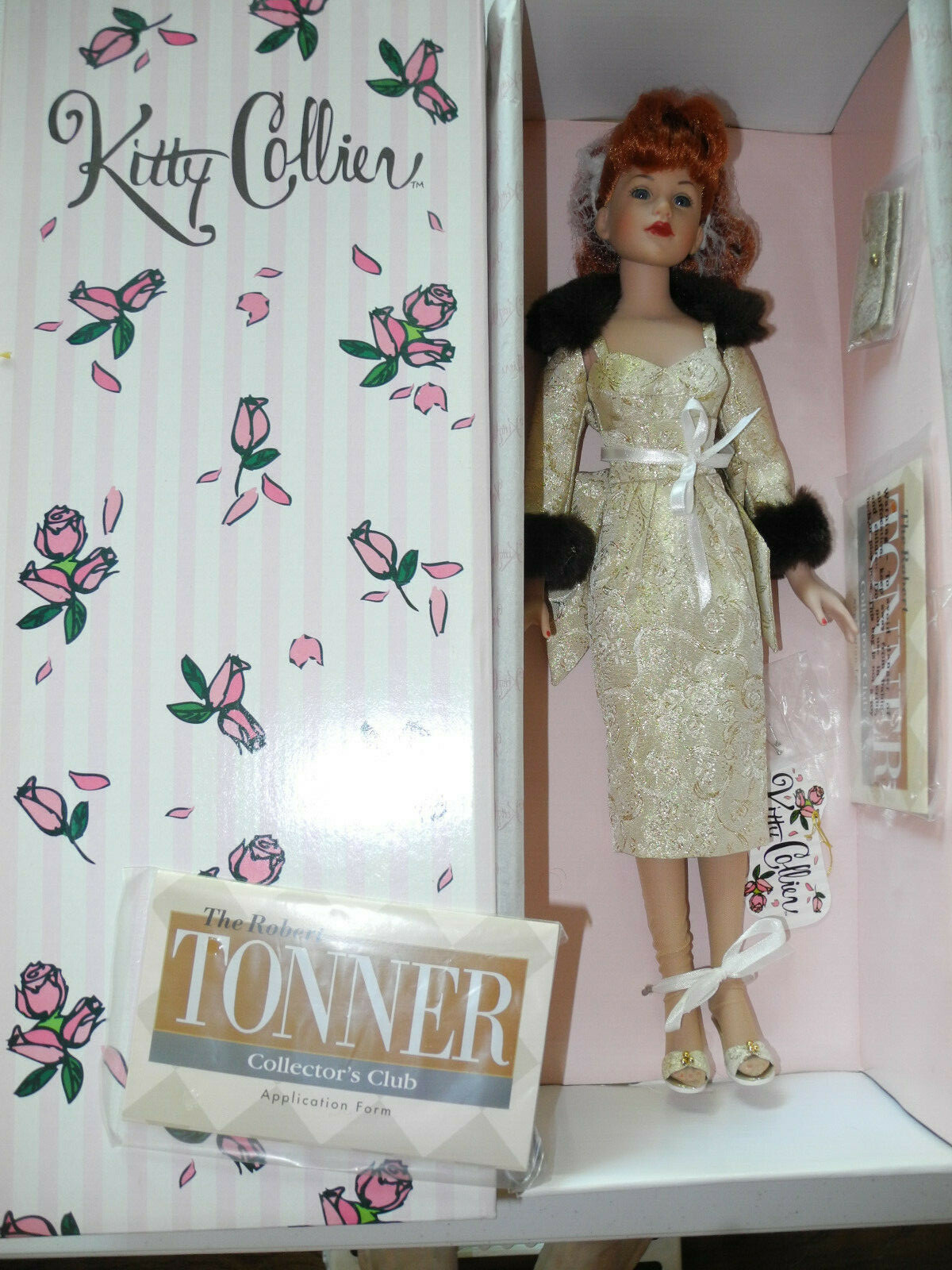 tiny kitty collier doll