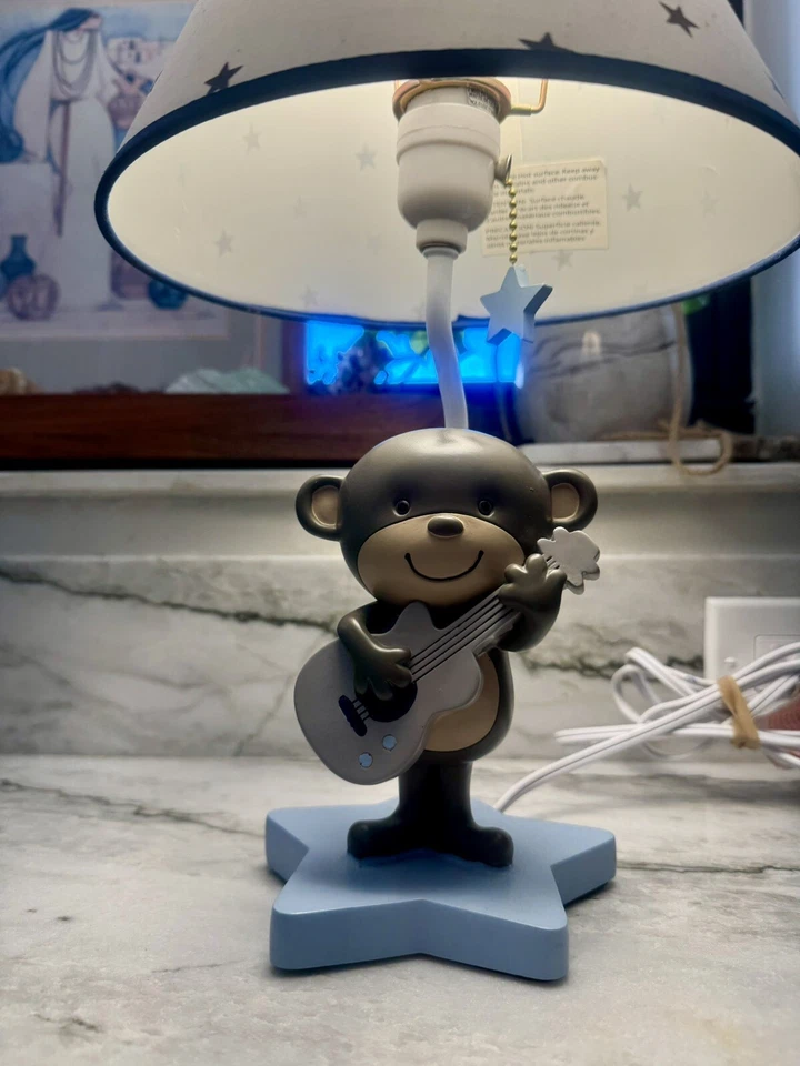 Lámpara de mesa y pantalla Carter's Monkey Collection, ¡funciona!!! Foto 3 de 4