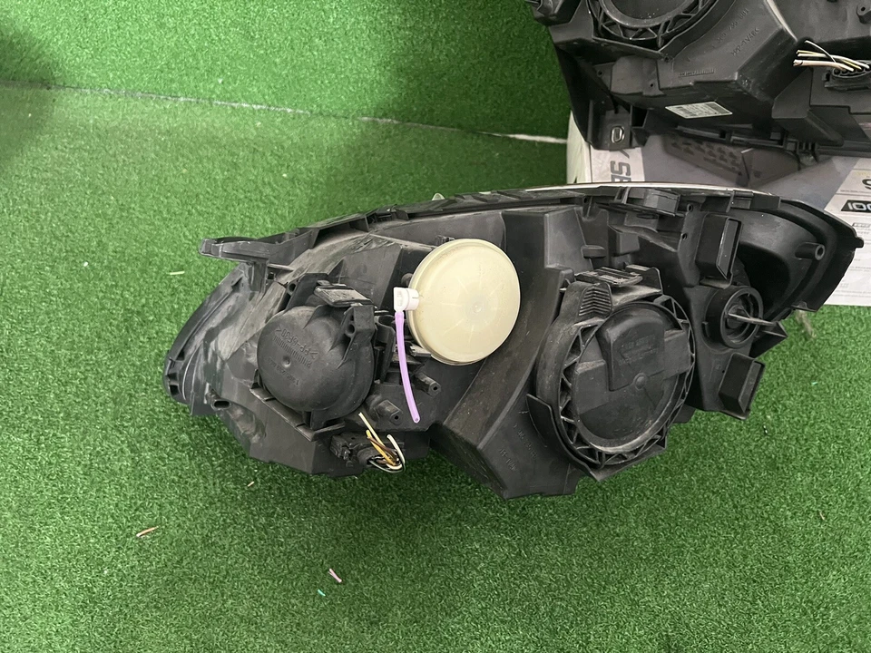 Luces delanteras luces HID OEM MERCEDES-BENZ W245 B170 CLASE B 2005-2008 Foto 2 de 2