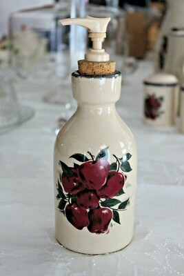 Home and Garden Party Apples Soap Dispenser