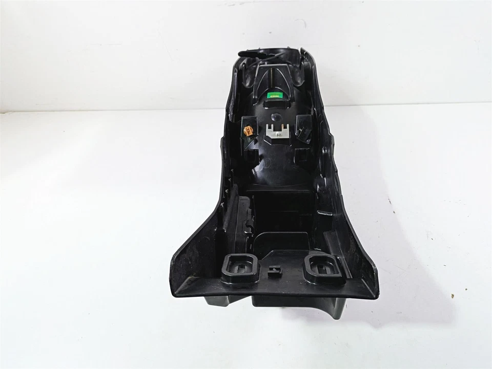 Guardabarros interior trasero Triumph Tiger 1215 Explorer 2013 T2303365 Foto 2 de 4